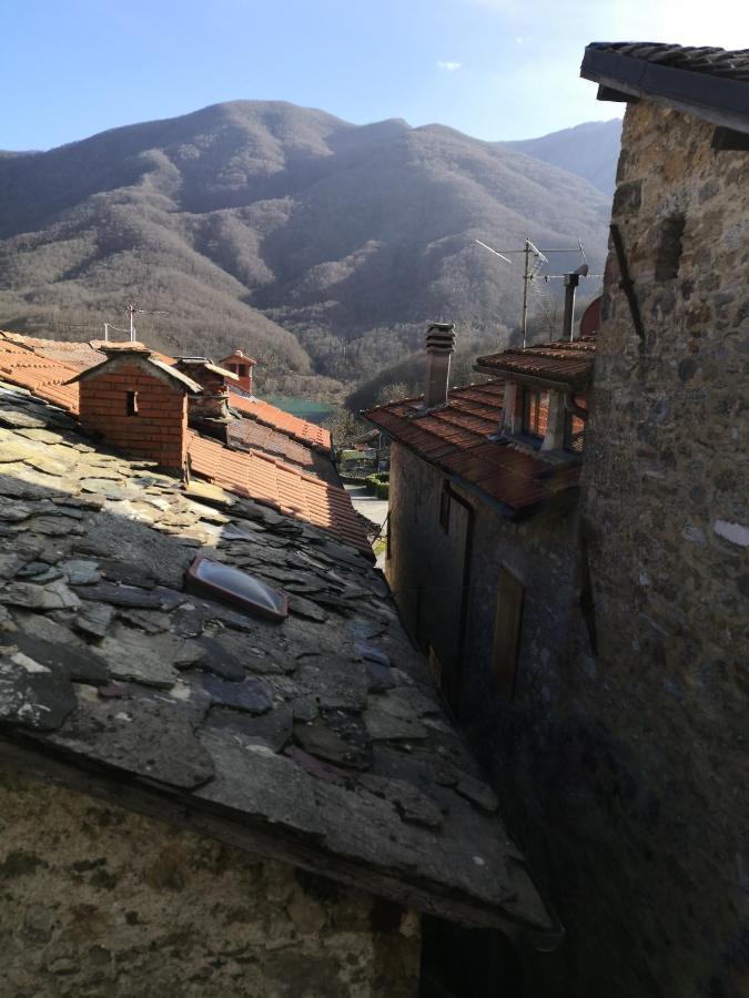 Casa Vacanze Al Colletto - Con Terrazza Panoramica In Centro Storico Vagli di Sotto Exteriér fotografie
