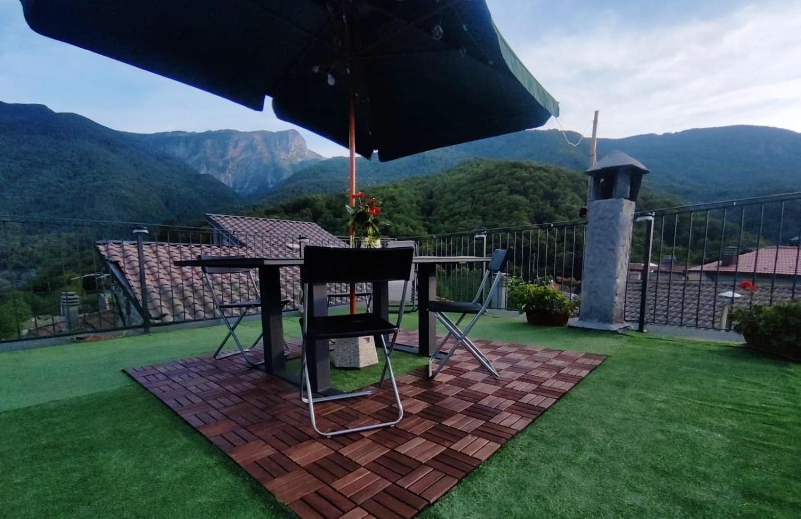 Casa Vacanze Al Colletto - Con Terrazza Panoramica In Centro Storico Vagli di Sotto Exteriér fotografie